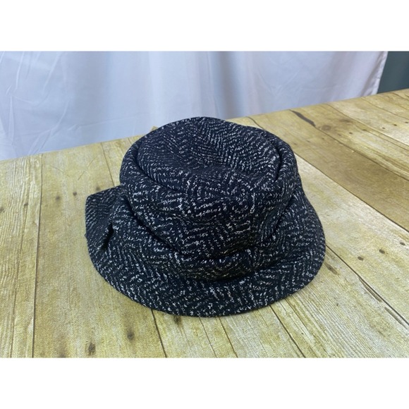 Lillie & Cohoe Made In Canada Vintage Black White Tweed Bucket Hat Size 1 S/M - Picture 1 of 9